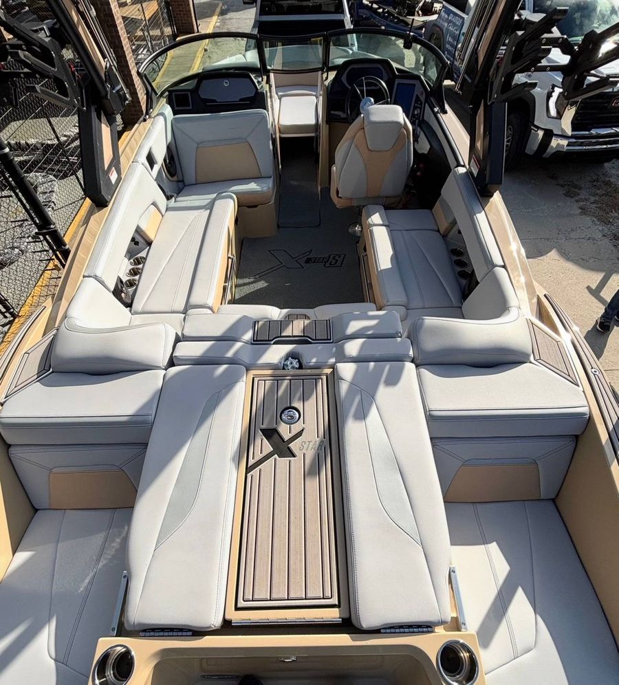 2023 MasterCraft X Star S, photo 5 of 11